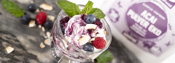 Vegansk açaí-is