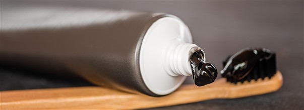 Derfor bruges aktivt kul til tnder og detox