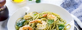 Rejepasta med pesto