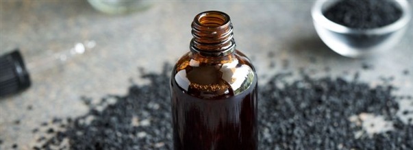 N�ringsrig sortkommenolie